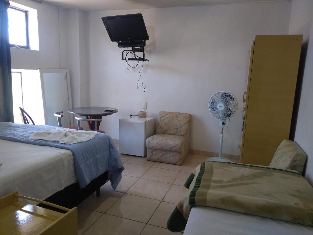 Hotel Oldoni Ерешим Екстериор снимка